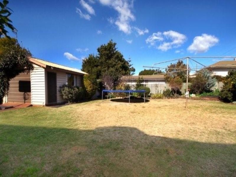 156 Hill Street, Newtown QLD 4350