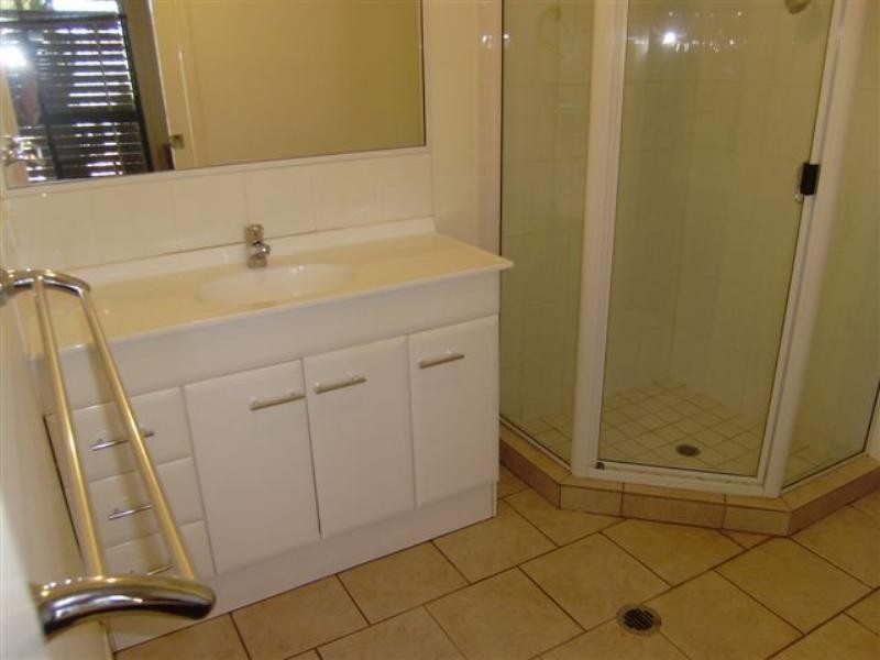 1/12 Uniplaza Court, Kearneys Spring QLD 4350