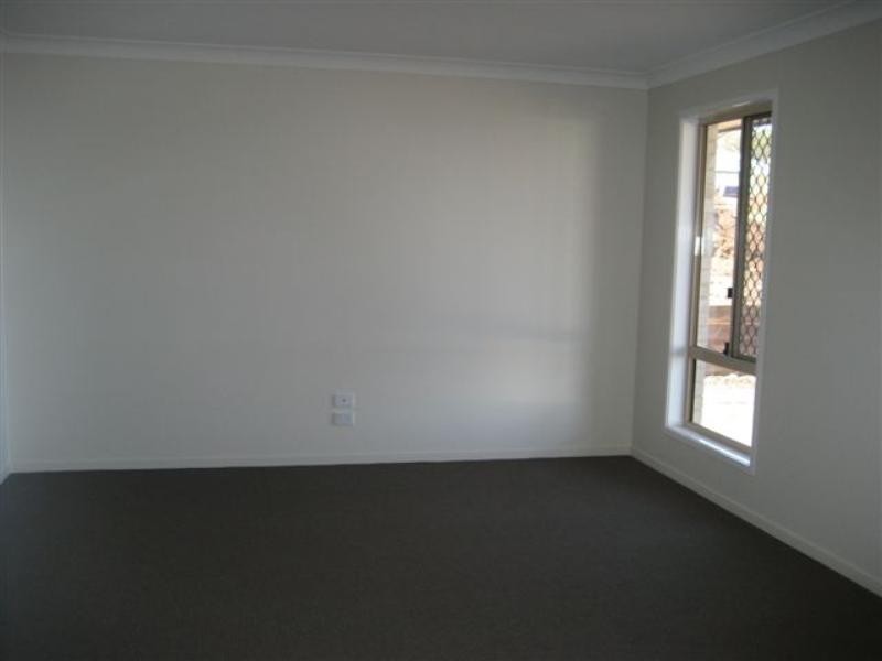 55 Whitman Street, Westbrook QLD 4350