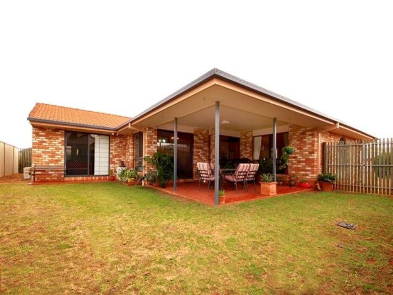 11 Biscay Crescent, Glenvale QLD 4350