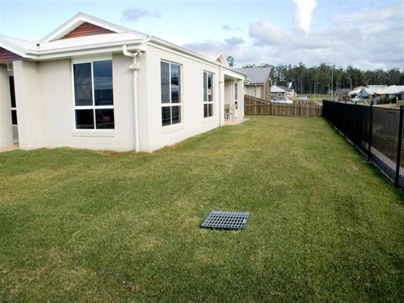 2 Stedman Street, Middle Ridge QLD 4350