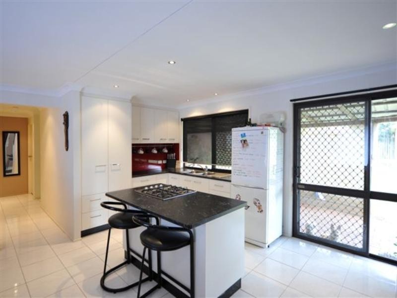 25 Burgundy Street, Wilsonton QLD 4350