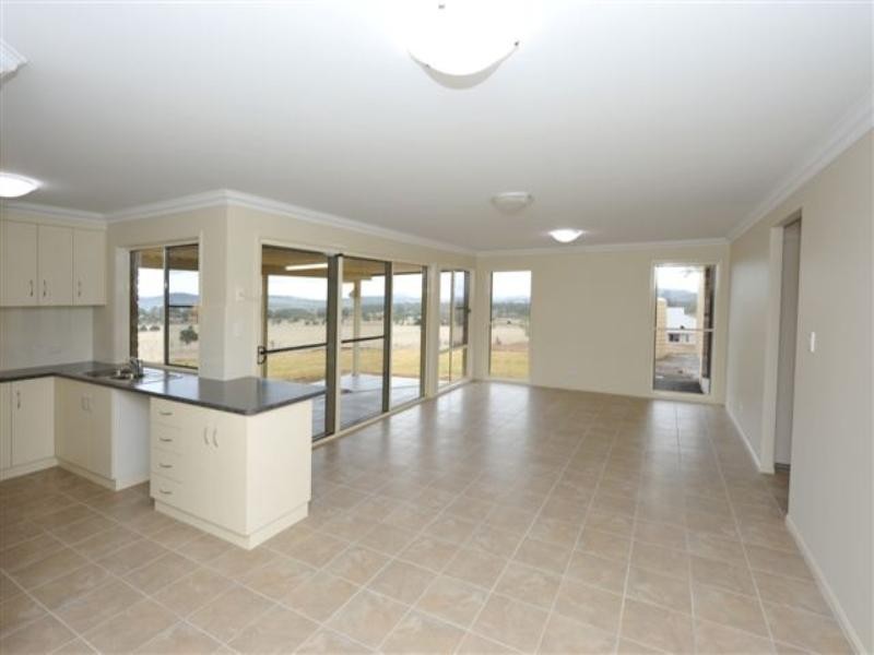 9 Jay Street, Westbrook QLD 4350