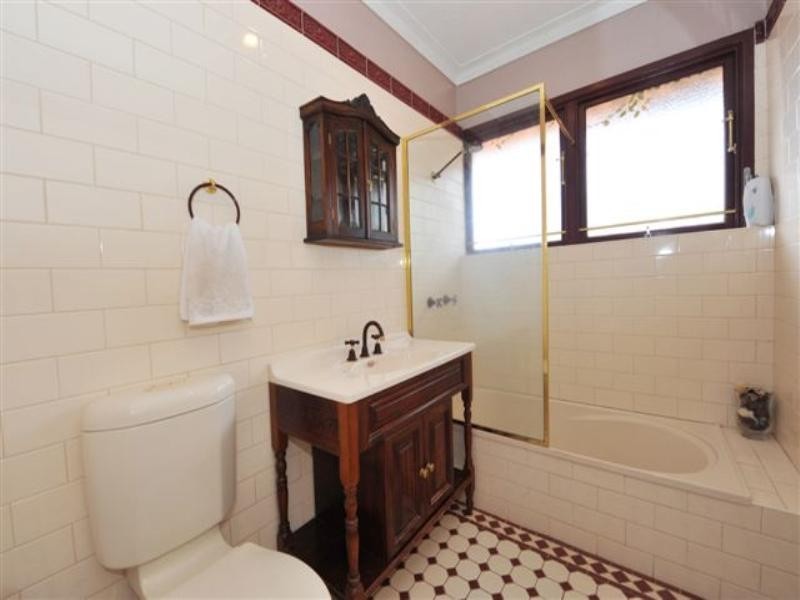 32 Cohoe Street, Rangeville QLD 4350