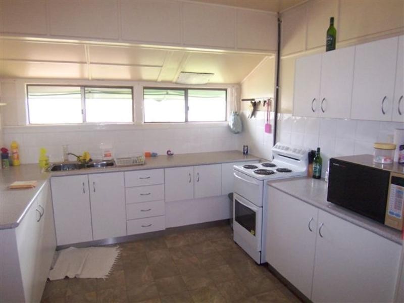 17 Burton Street, Harristown QLD 4350