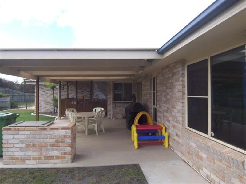 11 Hanna Court, Westbrook QLD 4350