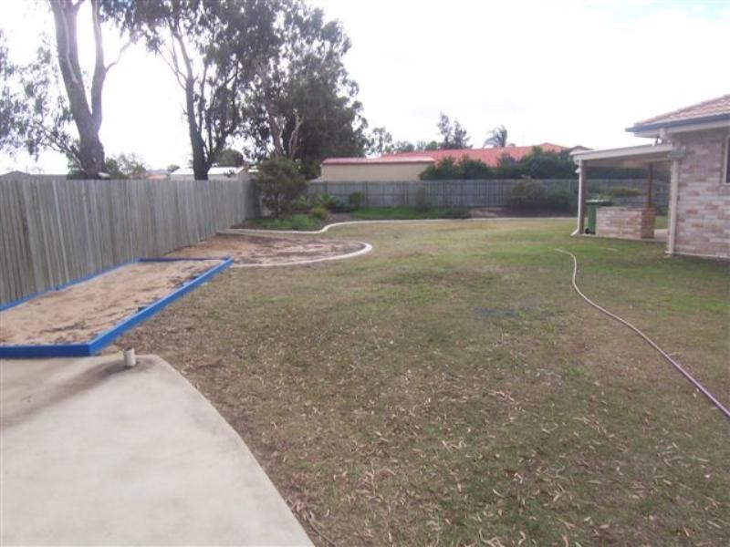11 Hanna Court, Westbrook QLD 4350