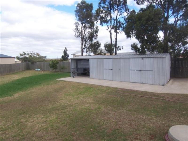 11 Hanna Court, Westbrook QLD 4350