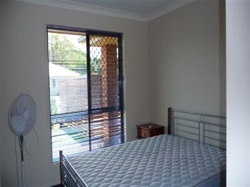 1/16 Sambar Court, Kearneys Spring QLD 4350
