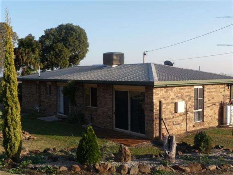 28 Emmanulla Drive, Kingsthorpe QLD 4400