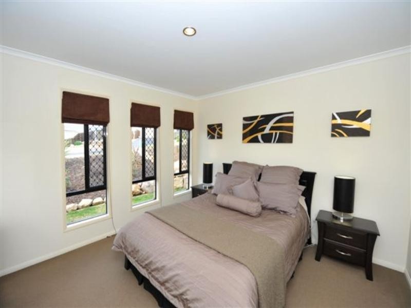 3 Yearling Close, Glenvale QLD 4350