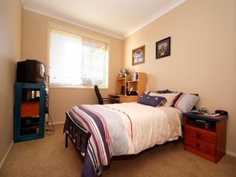 4 Sommariva Street, Westbrook QLD 4350