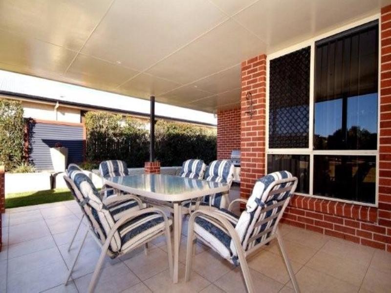 4 Sommariva Street, Westbrook QLD 4350