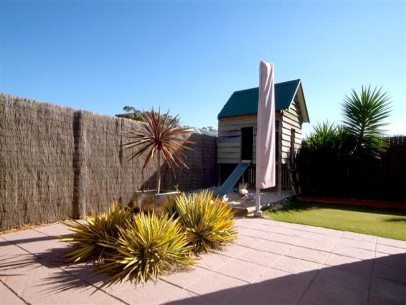 3 Drumcoes Court, Middle Ridge QLD 4350