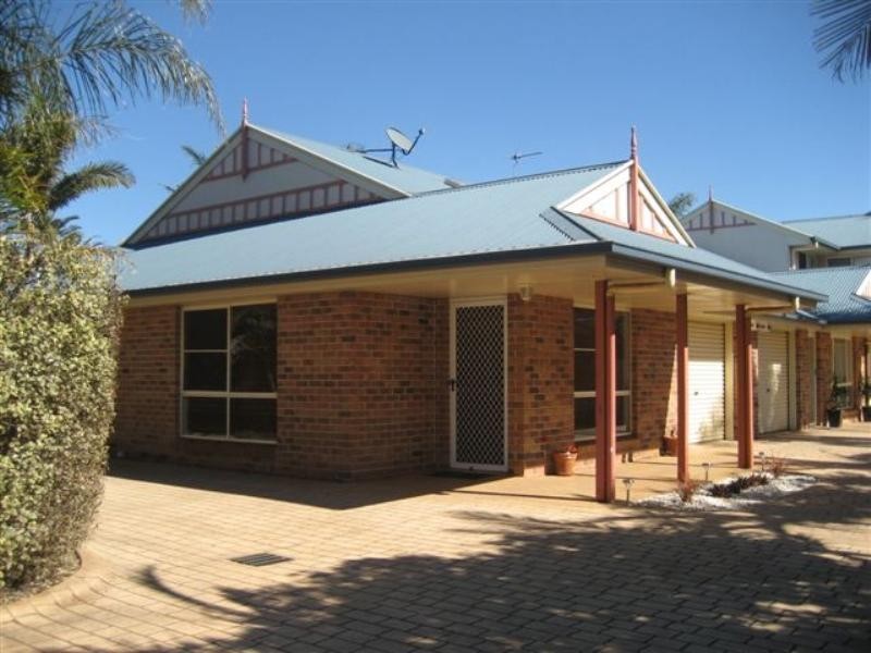 1/519 Hume Street, Kearneys Spring QLD 4350
