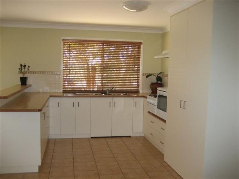 1/519 Hume Street, Kearneys Spring QLD 4350