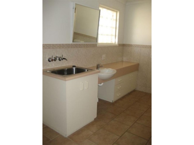 1/519 Hume Street, Kearneys Spring QLD 4350