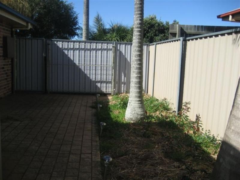 1/519 Hume Street, Kearneys Spring QLD 4350
