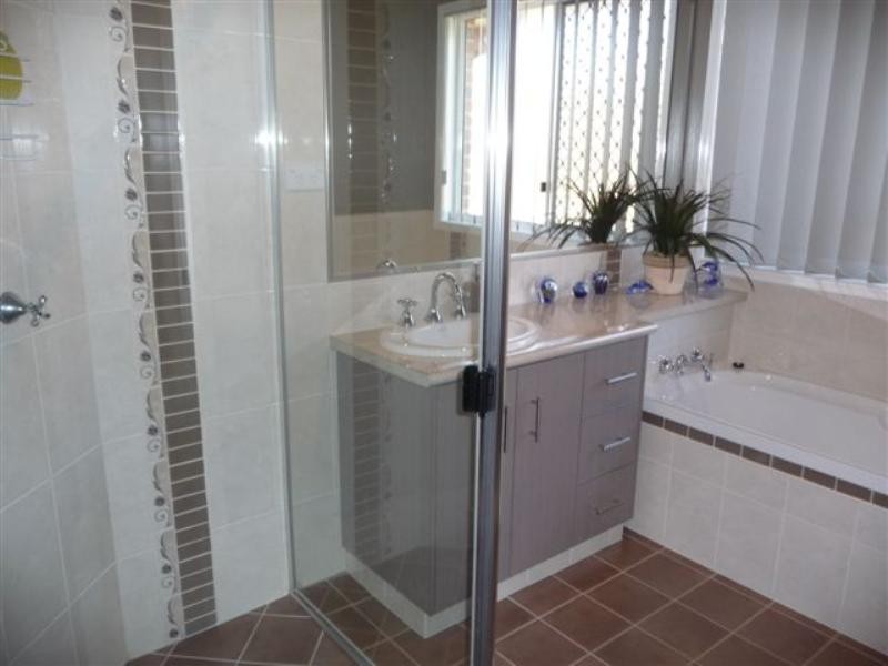 35 Currawong Drive, Highfields QLD 4352