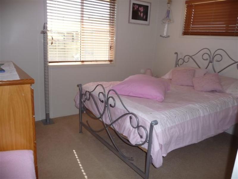 16 Fay Court, Kearneys Spring QLD 4350