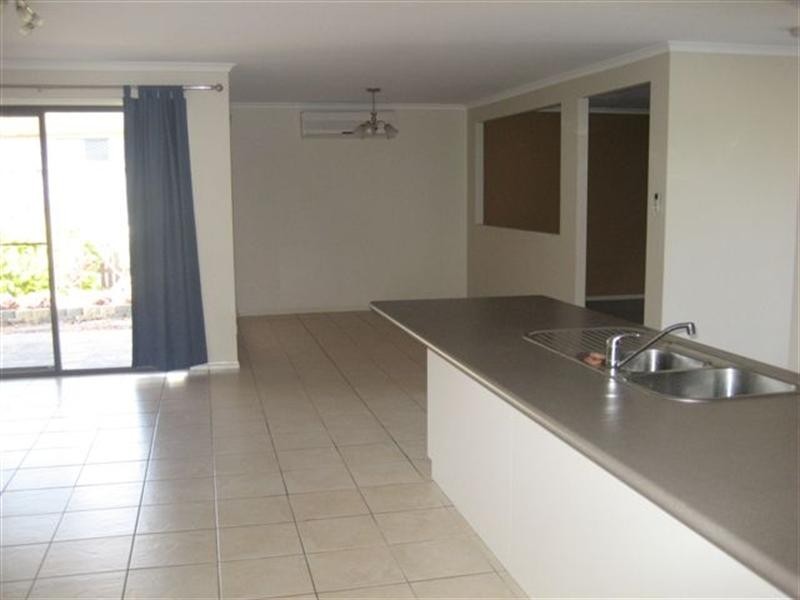 24 Tennyson Street, Westbrook QLD 4350