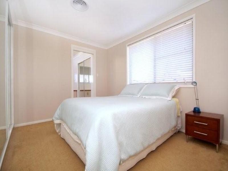 10 Maree Court, Centenary Heights QLD 4350