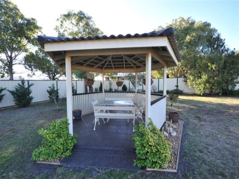 9 Elizabeth Street, Westbrook QLD 4350