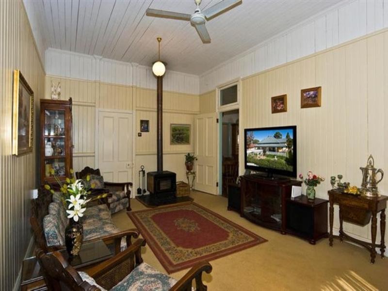 93 Hume Street, Toowoomba QLD 4350