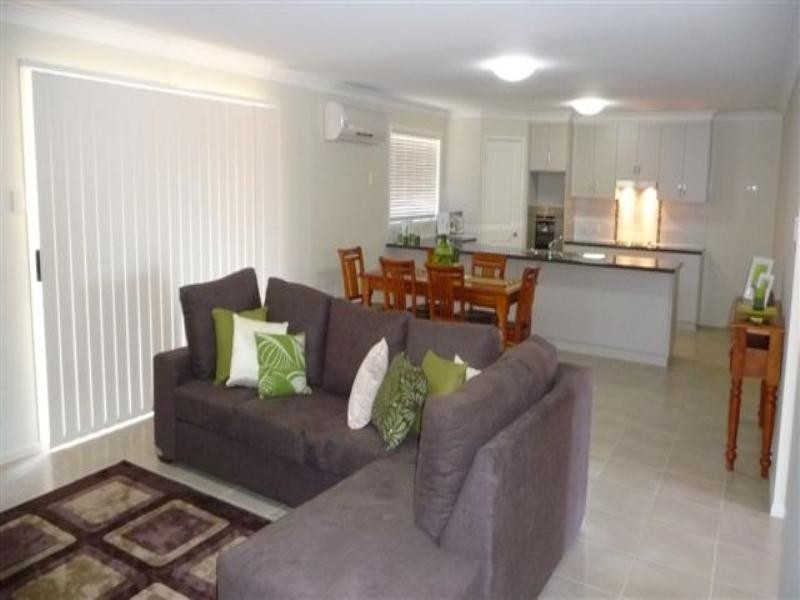 5 Gaudron Close, Wilsonton Heights QLD 4350