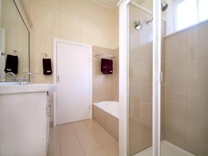 122 Neil Street, South Toowoomba QLD 4350