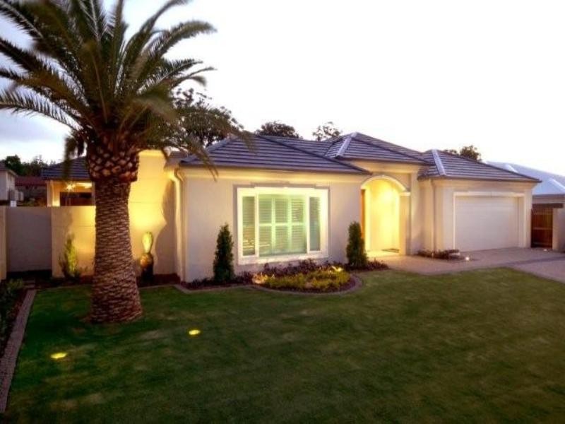 19 Saba Court, Middle Ridge QLD 4350