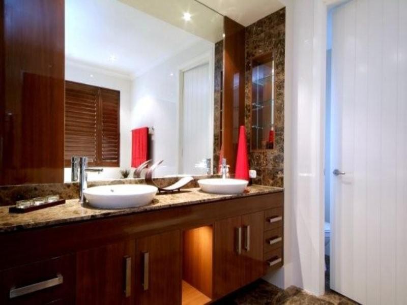 19 Saba Court, Middle Ridge QLD 4350