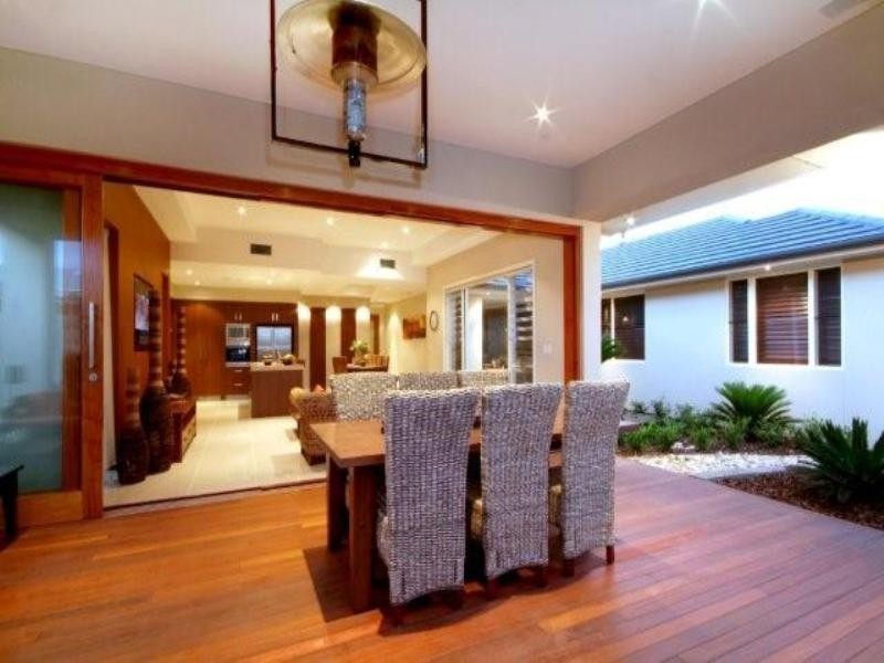 19 Saba Court, Middle Ridge QLD 4350