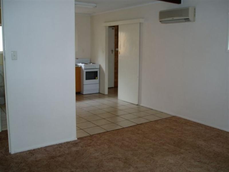 1/11 Rivett Street, Rangeville QLD 4350