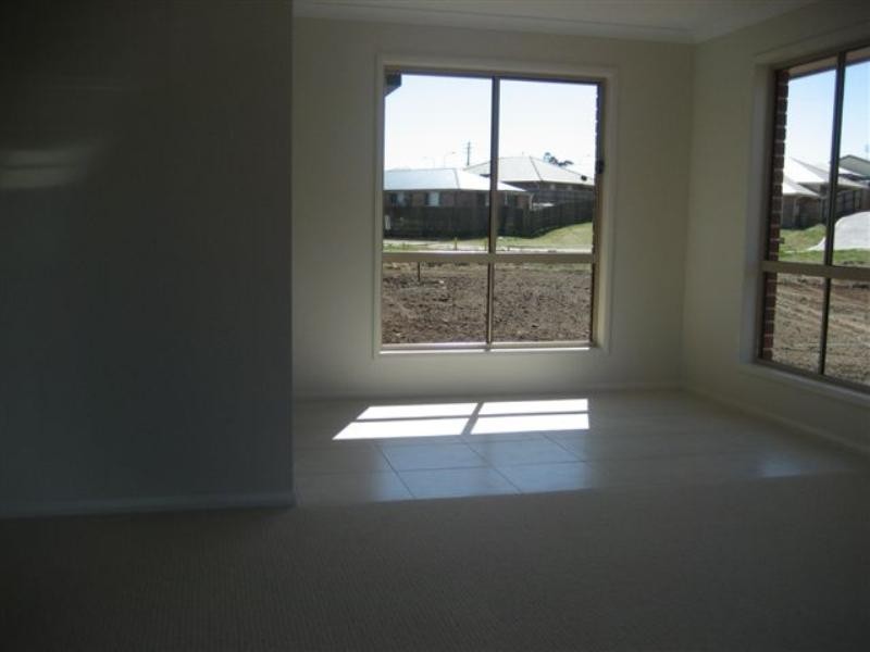 39 Coolana Court, Harristown QLD 4350