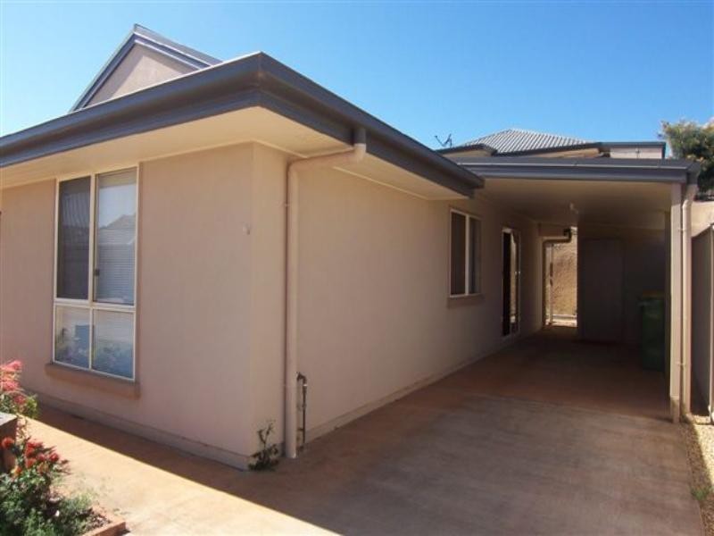 97/303 Spring Street, Kearneys Spring QLD 4350