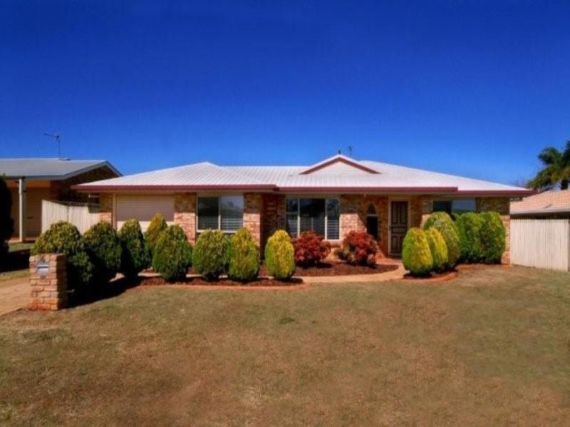 4 Alroe Court, Kearneys Spring QLD 4350