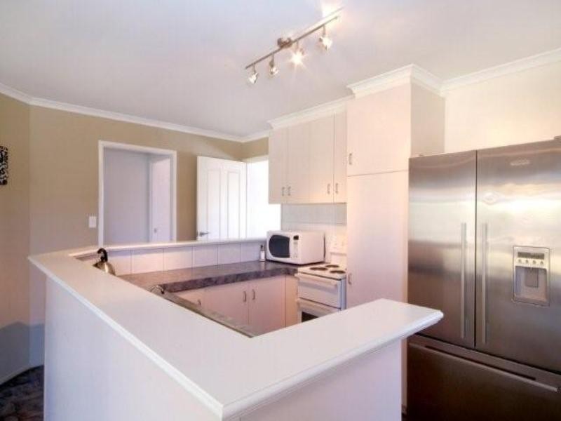 4 Alroe Court, Kearneys Spring QLD 4350