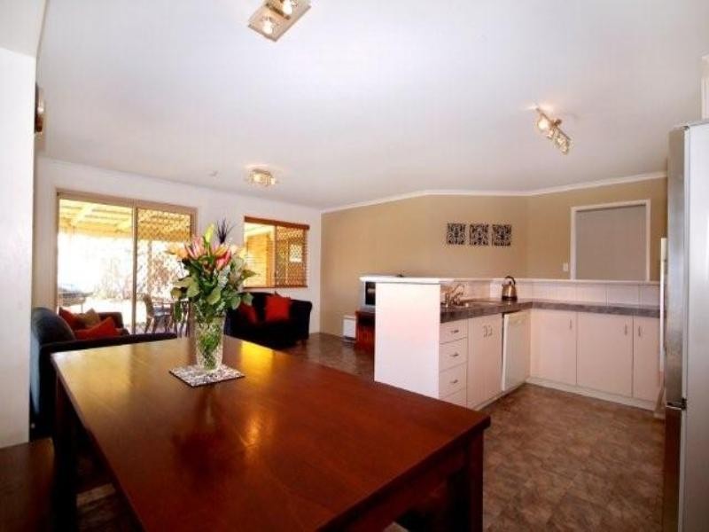 4 Alroe Court, Kearneys Spring QLD 4350