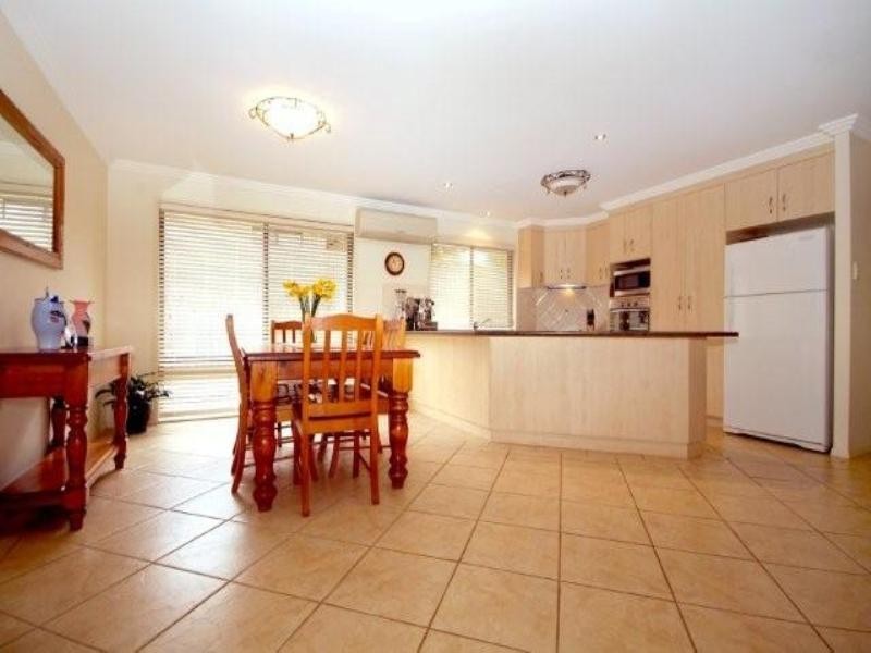 17 Holt Street, Middle Ridge QLD 4350