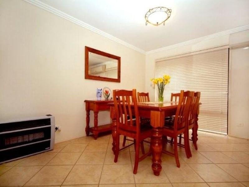 17 Holt Street, Middle Ridge QLD 4350