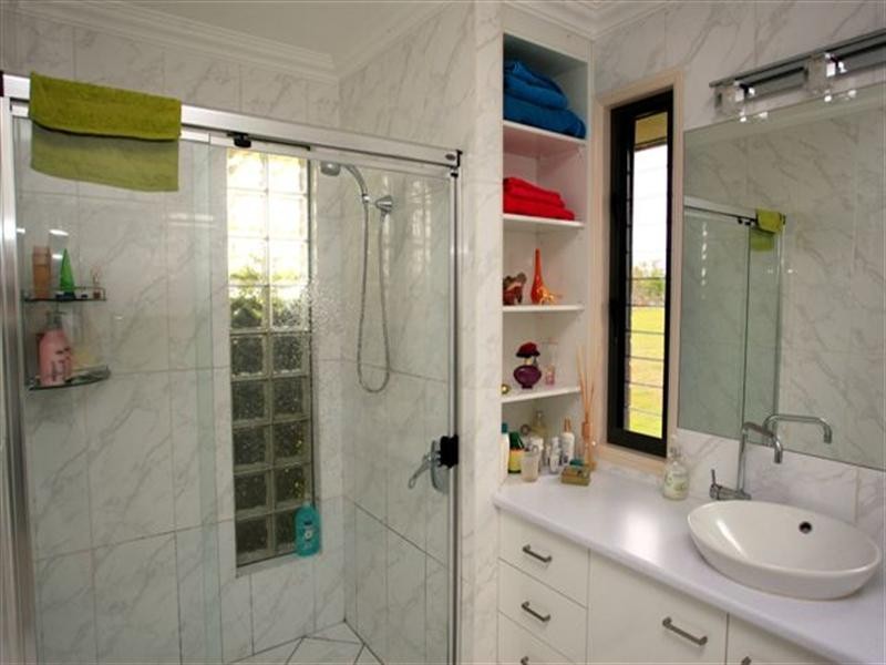 220 Hudson Road, Southbrook QLD 4363