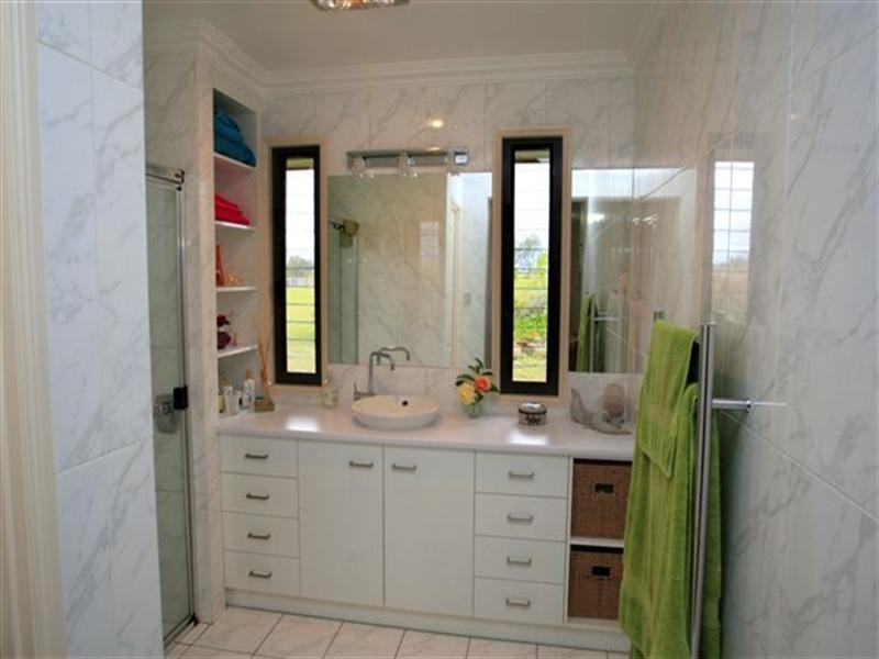 220 Hudson Road, Southbrook QLD 4363