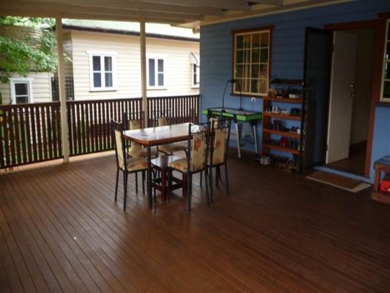 115 Bridge Street, Mount Lofty QLD 4350