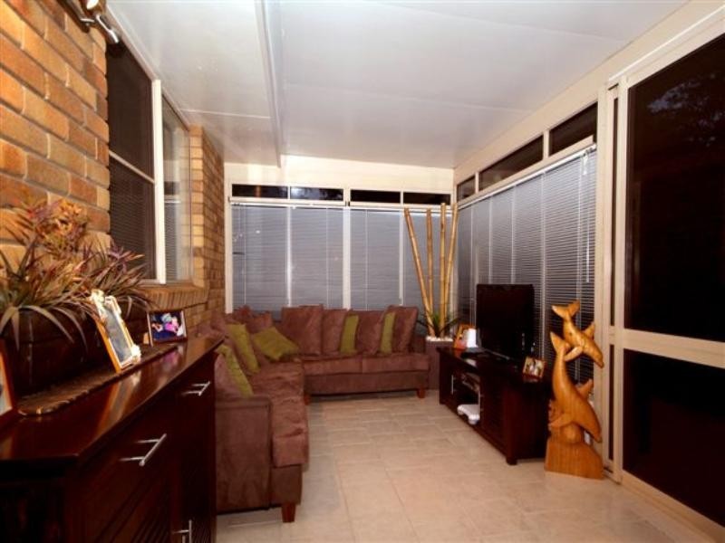 9 Jonquil Court, Middle Ridge QLD 4350