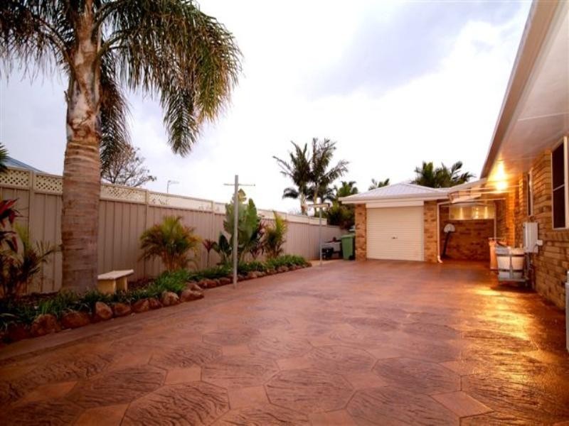 9 Jonquil Court, Middle Ridge QLD 4350