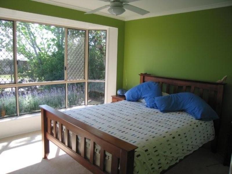 44 Lorraine Crescent, Centenary Heights QLD 4350