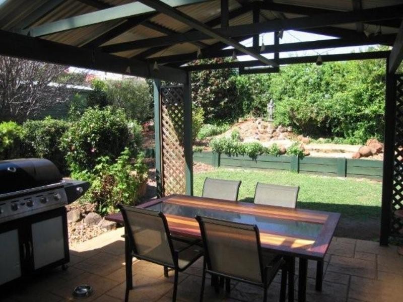 44 Lorraine Crescent, Centenary Heights QLD 4350