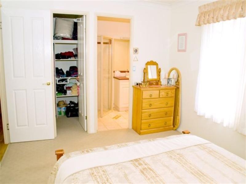 6 Weir Court, Harristown QLD 4350