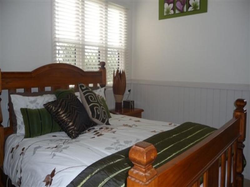 22 Stone Street, Wilsonton QLD 4350